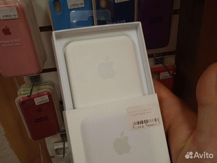 Magsafe battery pack