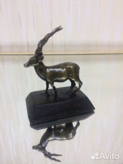 Статуэтка старая бронза и дерево