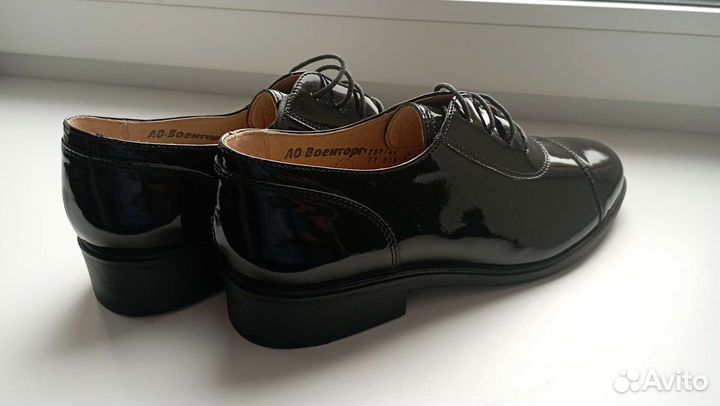 Туфли женские лаковые 40 размер