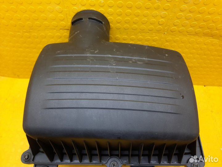 Б/У корпус воздушного фильтра В хорошем состоянии