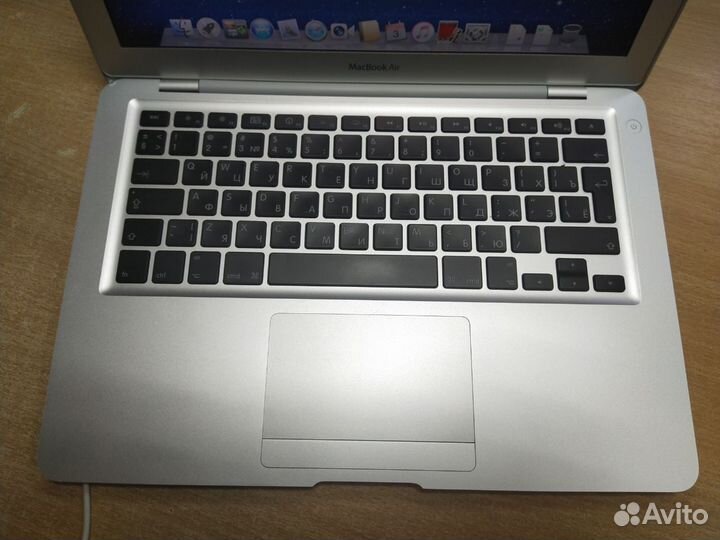 Ноутбук Apple MacBook Air A1237 (2008г.)