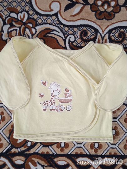 Ползунки, боди, распашонки