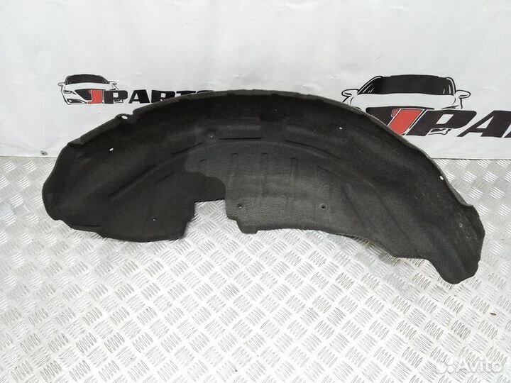 Подкрылок задний Mitsubishi Outlander II (2005—200