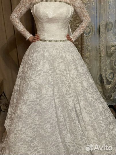 Свадебное платье