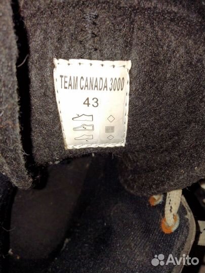 Коньки хоккейные Canada 3000.Размер 43