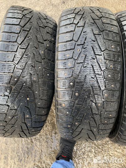 Nokian Tyres Hakkapeliitta 7 SUV 235/60 R17