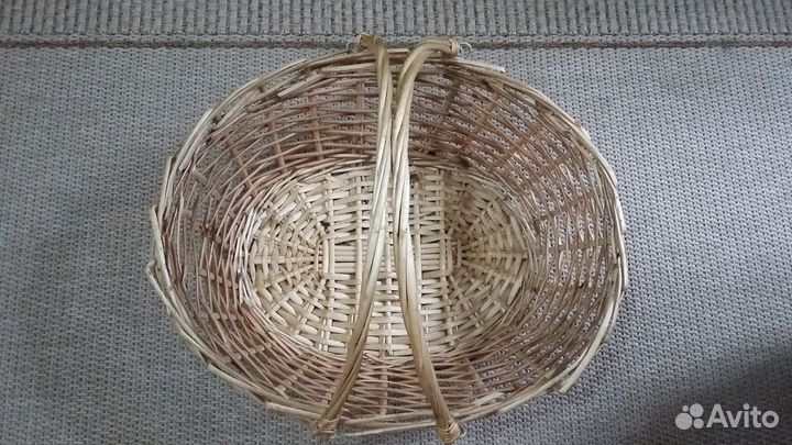 Плетеная корзина