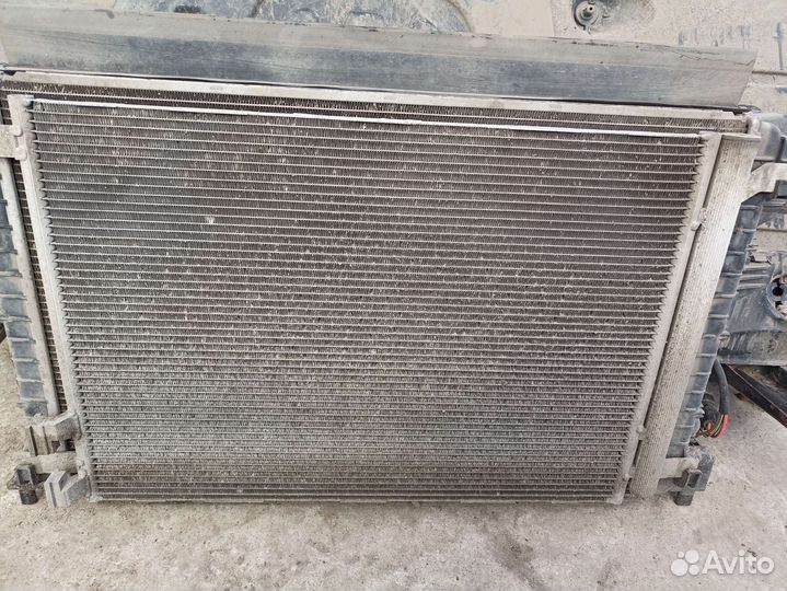 Радиатор кондиционера передний Skoda Octavia A7