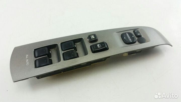 Блок управления стеклоподъемниками передний правый