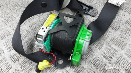 Ремень безопасности с пиропатроном сиденья передне