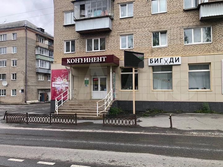 Торговая площадь, 90 м²