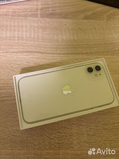 iPhone 11, 64 ГБ