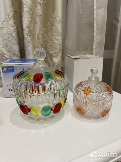 Сахарница цветная