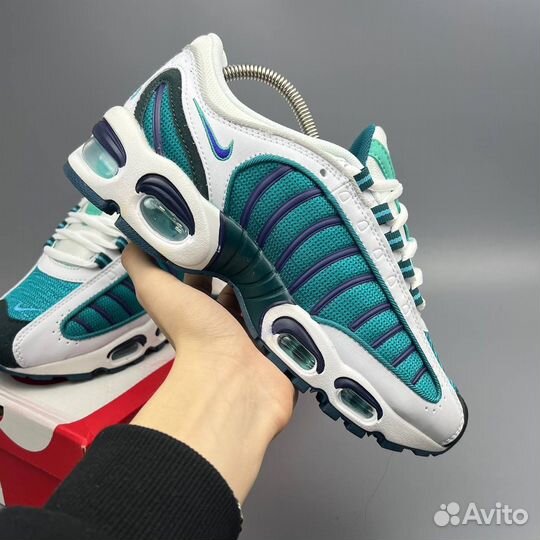 Кроссовки Nike Air Max Tailwind 4