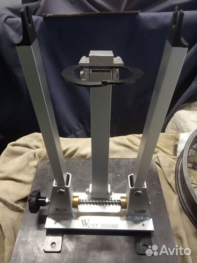 Станок для правки велосипедных колёс