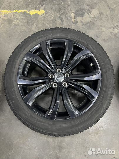 Колеса в сборе r20 зимние от Lexus RX