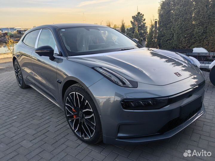 Zeekr 001 544 л.с. AT, 2023, 590 км