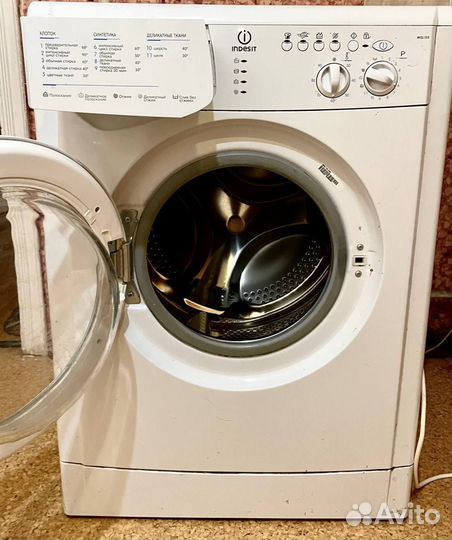 Стиральная машина Indesit wisl 102