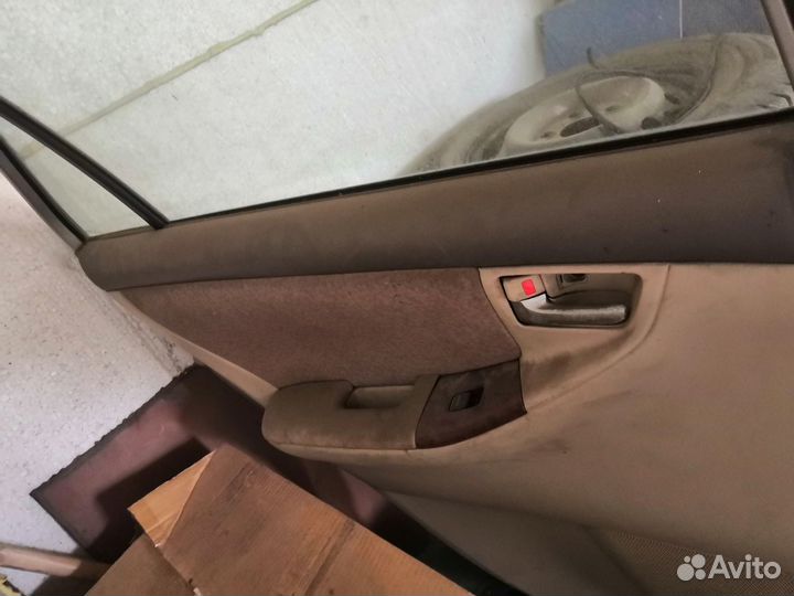 Дверь задняя левая Toyota Corolla