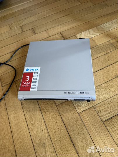 DVD проигрыватель Vitek
