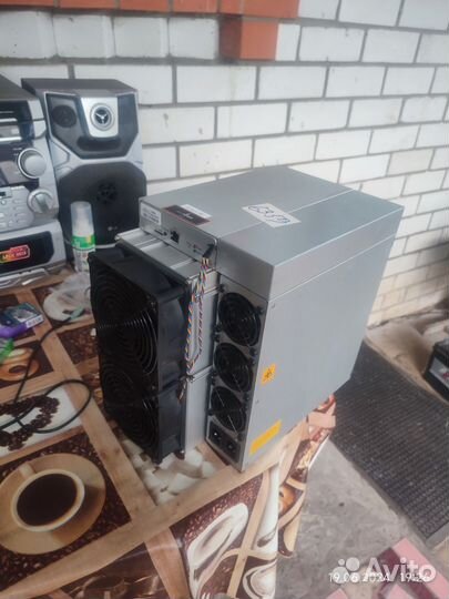 Bitmain Antminer L7 Litecoin Dogecoin Miner 8800M