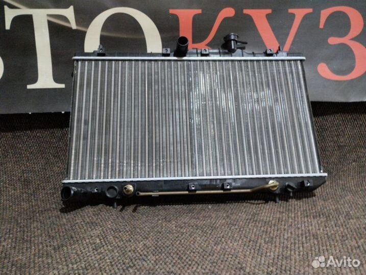 Радиатор охлаждения Hyundai Accent