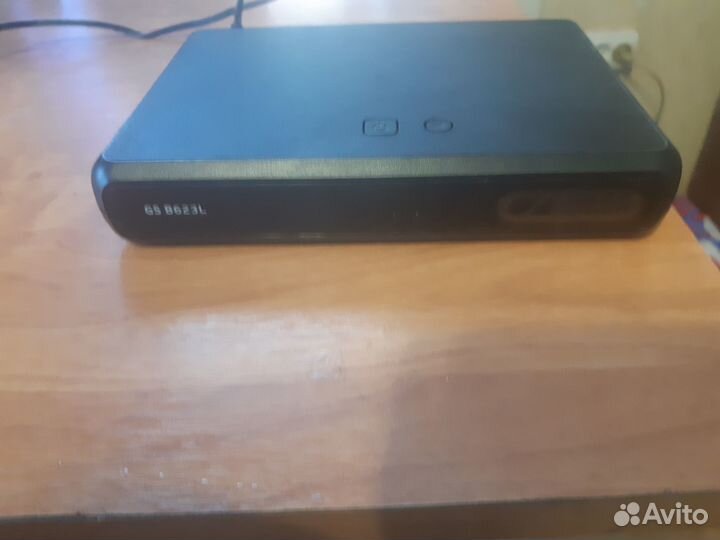 Продам Комплект спутникого тв 