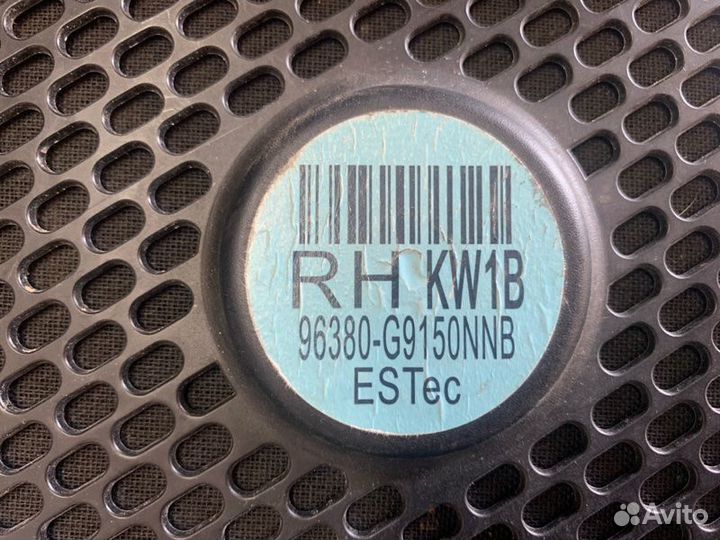 Сабвуфер передний правый Genesis G70 седан G4KL