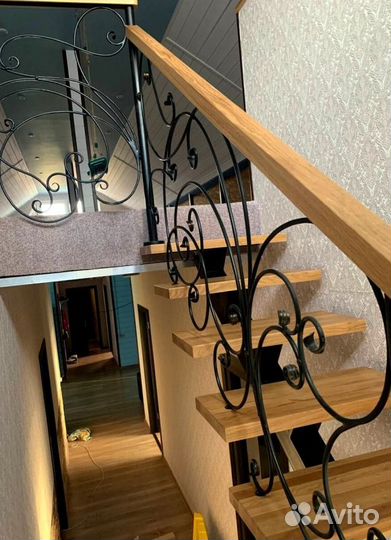 Г-образная лестница