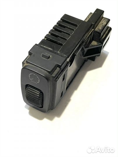 Кнопка подсветки панели приборов Mitsubishi