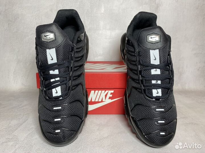 Кроссовки Nike Air Max Tn Plus