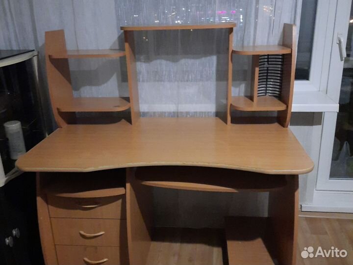 Компьютерный столик бу