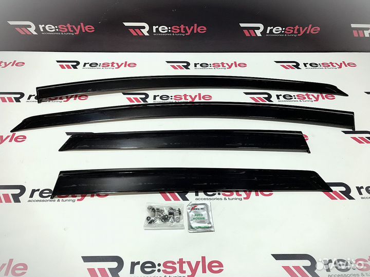 Ветровики Nissan Note 12