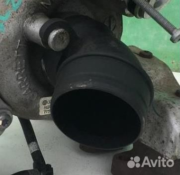 Патрубок интеркулера Фольксваген Пассат Б6