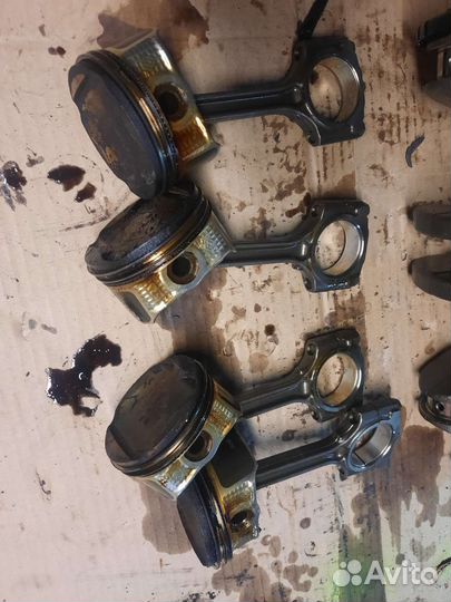 Коленвал с шатунами на H4MD430 renault
