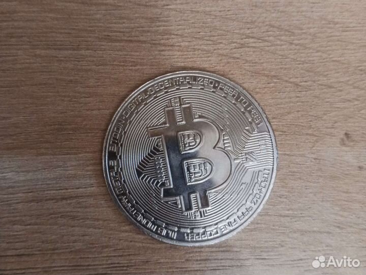 Монета биткоин