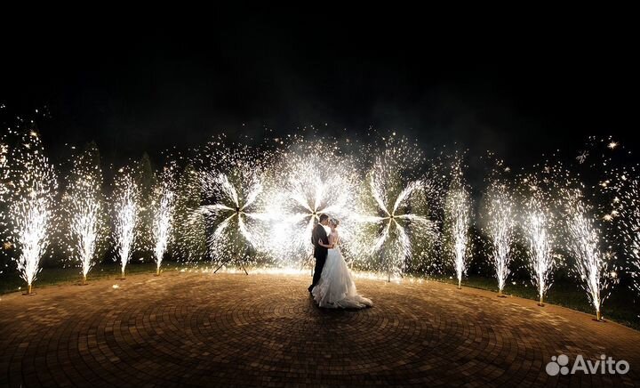 Тяжелый дым, горящие сердца, холодные фонтаны