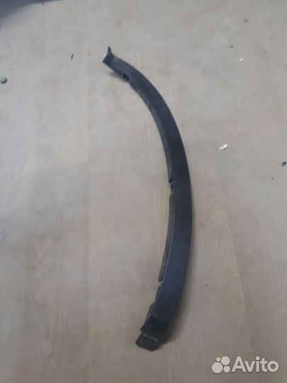 Молдинг задний правый на арки джели манжеро