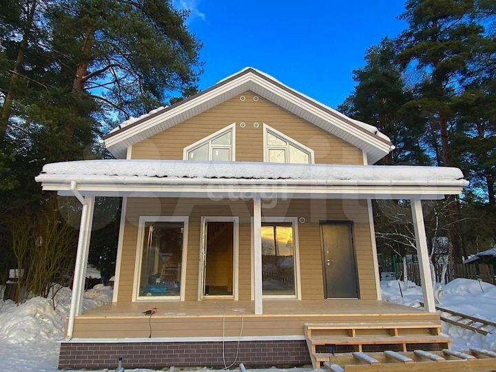 Дом 63 м² на участке 10 сот.