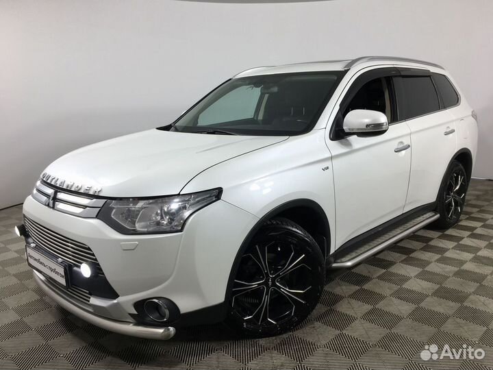 Mitsubishi Outlander 3.0 AT, 2014, 142 408 км