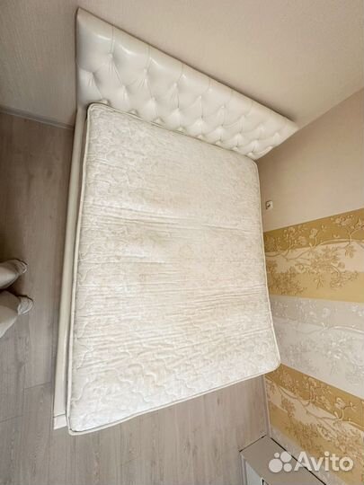 Матрас 160х200 бу