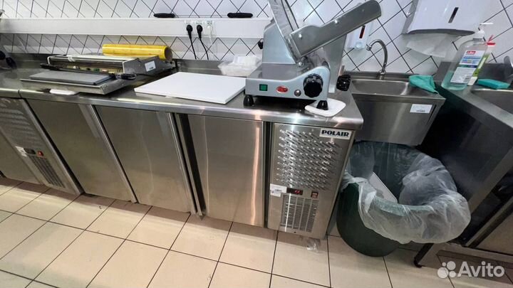 Стол холодильный Polair