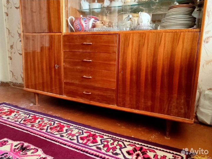 Винтажный сервант 60х советская мебель mid century