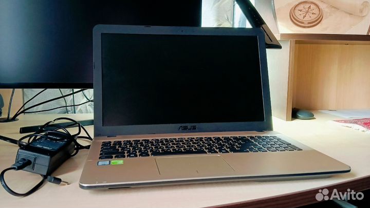 Ноутбук Asus X541U