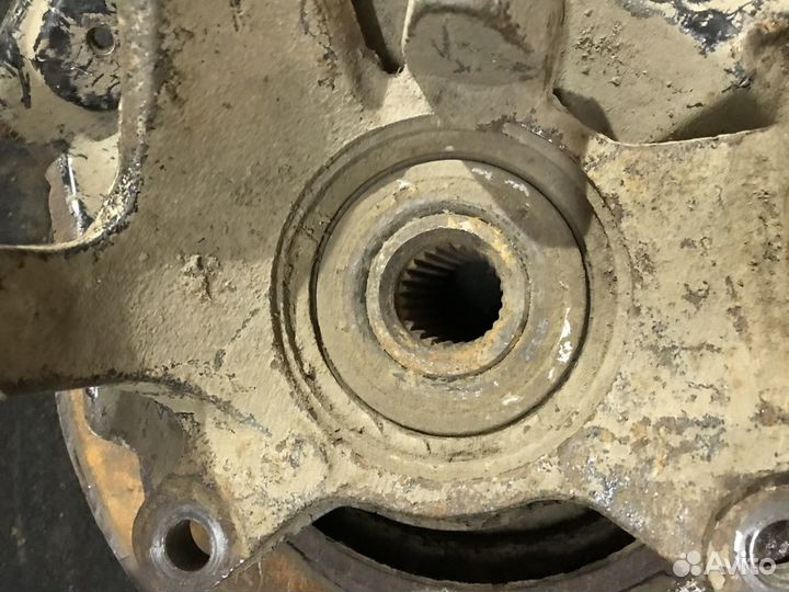 Кулак поворотный правый Хендай Элантра Elantra XD