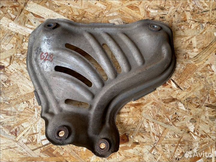 Экран тепловой Toyota Avensis