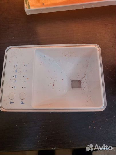 Кормушка для рыб