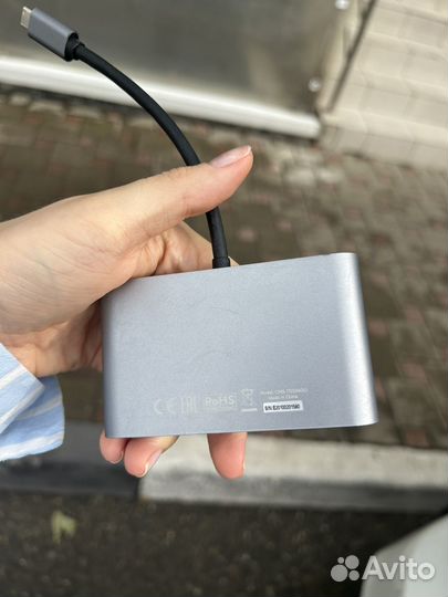 Док станция