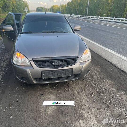 LADA Priora 1.6 МТ, 2014, битый, 172 000 км