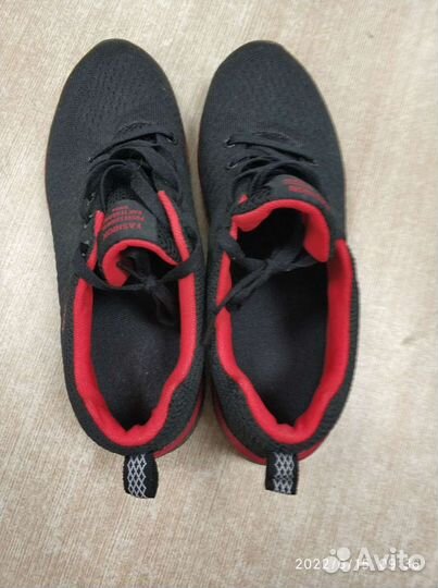 Кроссовки мужские 42 размер